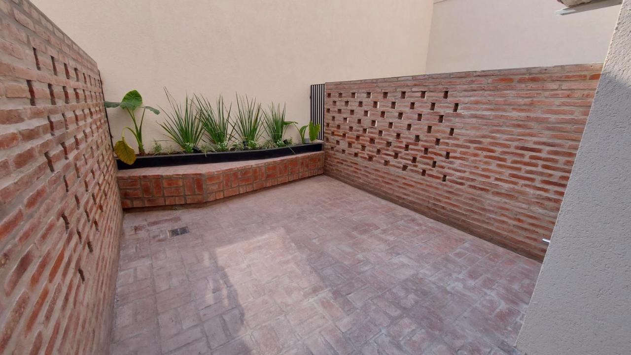 Hermoso Loft A Estrenar Con Patio En Excelente Ubicación *